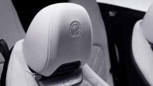 Mercedes SL interior - head rest