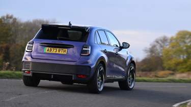 Abarth 600e Scorpionissima - rear action