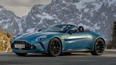 Aston Martin Vantage Roadster - front static