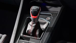 Volkswagen Golf GTI manual - transmission