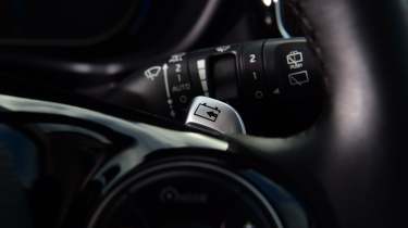 Kia Soul EV Mk3 - regenerative braking padel