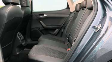 SEAT Leon - rear seats