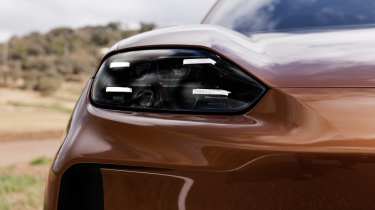 Porsche Cayenne Electric - front light