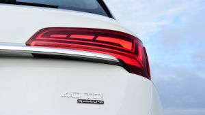 Audi Q5 40 TDI - rear lights