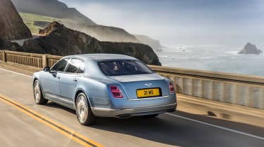Bentley Mulsanne 2016 - Signature rear tracking