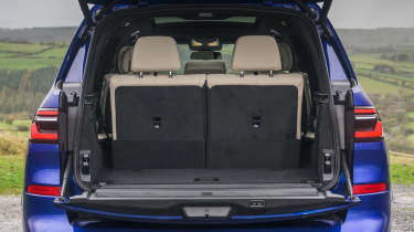 Used BMW X7 - boot