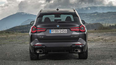 BMW X3 - full rear