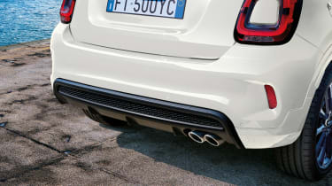 Fiat 500X Dolcevita - rear detail