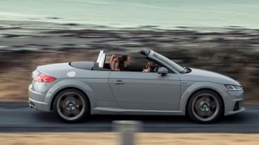 audi tt 20 years edition drive by