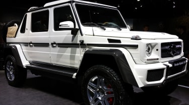 Mercedes-Maybach G 650 Landaulet - Geneva front quarter