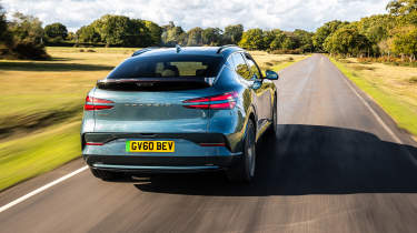 Genesis GV60 - rear tracking