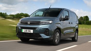 Vauxhall Combo van - front tracking