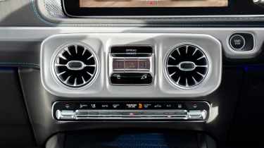 Mercedes G 580 with EQ Technology - centre console