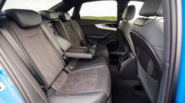 Audi A4 S-Line - rear seats