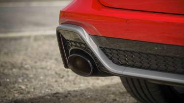 Audi RS 6 Avant - exhaust detail