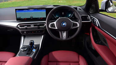 Used BMW i4 - dash