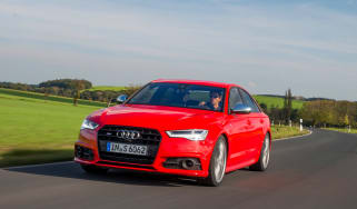 Audi S6 saloon 2014 tracking