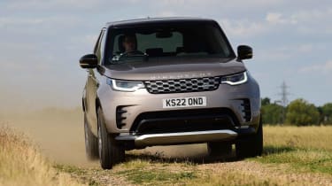 Land Rover Discovery front off-road