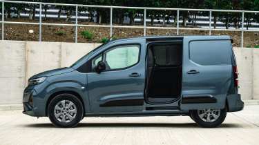 Vauxhall Combo van - side static (door open)