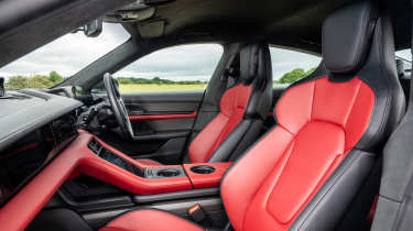 Porsche Taycan Turbo S - front seats