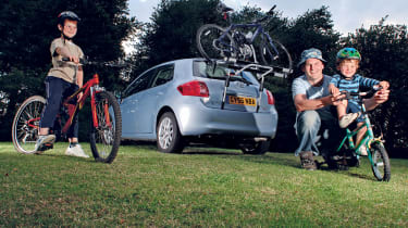 toyota auris bike rack