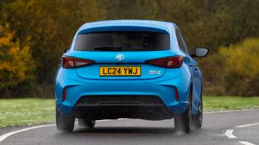 MG 3 Hybrid + long-term test - rear tracking