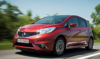 Nissan Note front tracking