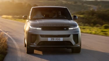 Range Rover Sport SV - full front