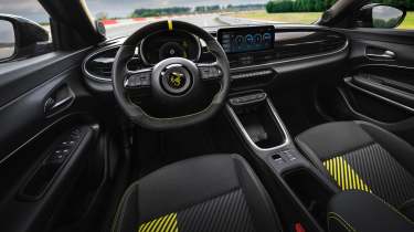 Abarth 600e - dash