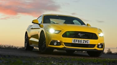 Ford Mustang - front dark