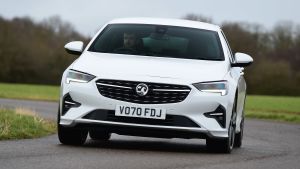 Vauxhall Insignia 1.5 diesel - front cornering