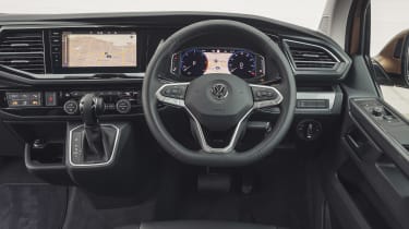 Volkswagen Caravelle - dash