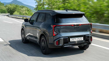 Kia Seltos - rear