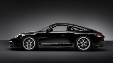 Porsche 911 ST - side studio
