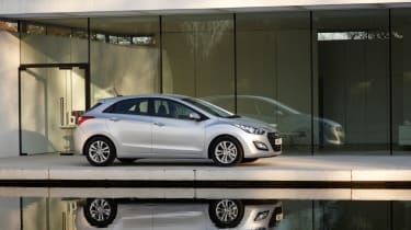 Hyundai i30 profile