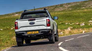 Ford Ranger - rear cornering