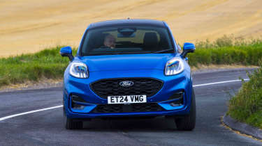 Ford Puma - front corner left turn