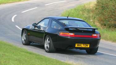 Used Porsche 928 - rear cornering