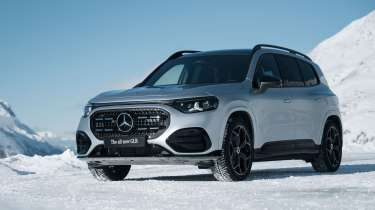 Mercedes GLB - front