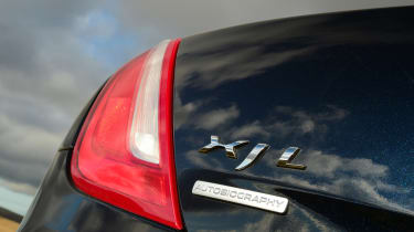 Jaguar XJ - badge detail