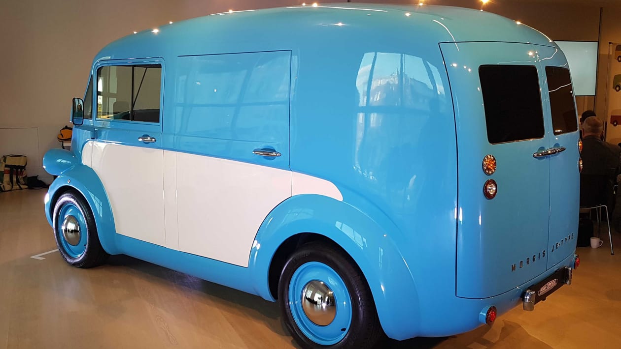 Morris Commercial Returns With All-electric Morris Je Van - Pictures 