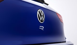 VW R badge