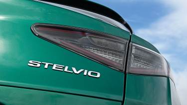 Alfa Romeo Stelvio Quadrifoglio - rear lights