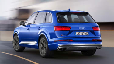 Audi SQ7 blue - rear cornering