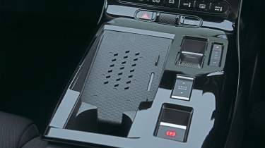 Citroen C5 Aircross - centre console