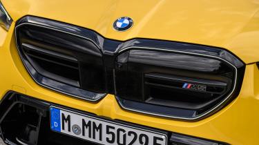 BMW M5 - grille