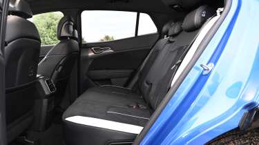 Kia Sportage UK - rear seats