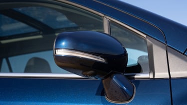  Suzuki S-Cross Hybrid - door mirror