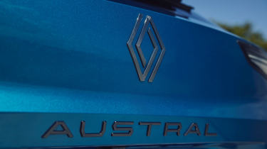 Renault Austral - badge