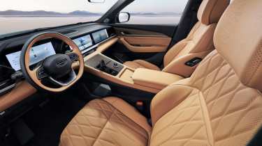 Geely Monjaro SUV - front seats